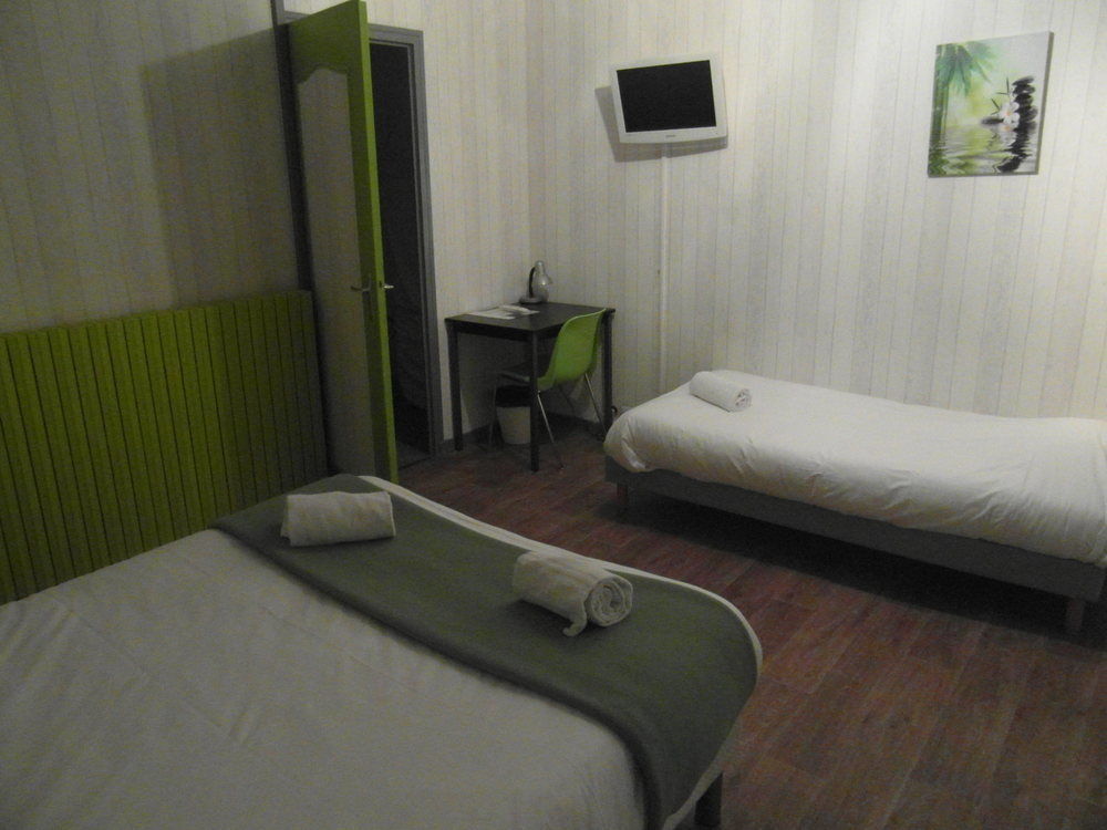 Hotel La Mirandole Tournus Exterior photo